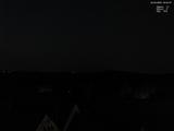 23 : 04