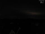 23 : 00