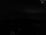 03 : 04