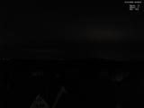 03 : 08
