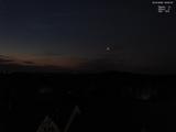 03 : 20