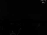 01 : 48