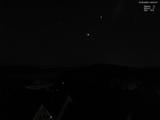 04 : 00