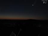 04 : 32