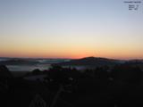 06 : 00