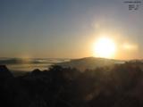 06 : 32