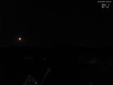 02 : 32