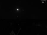 03 : 20