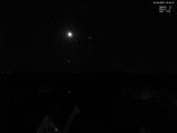 03 : 24