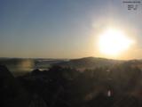 06 : 44