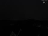 21 : 04
