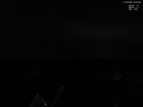 22 : 00