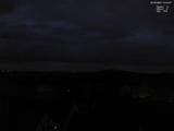 21 : 04