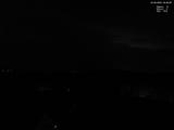 22 : 08