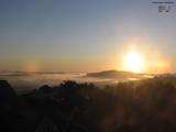 06 : 32