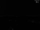 02 : 00