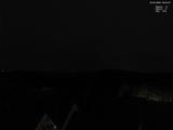 03 : 04