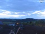04 : 44