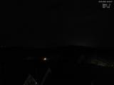 02 : 00