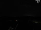 03 : 08