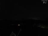 03 : 24