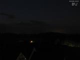 04 : 00