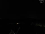 02 : 04