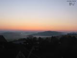 05 : 24