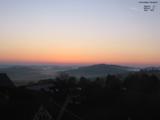 05 : 28