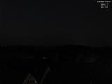 23 : 04