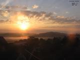 05 : 28