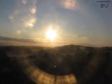 06 : 00