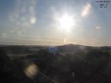 06 : 32
