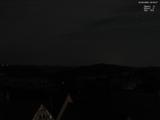 03 : 00