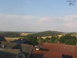 19 : 04