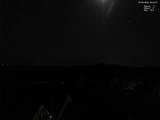 02 : 32