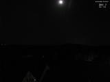 03 : 16