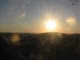 06 : 24