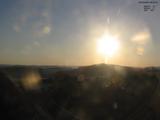 06 : 32