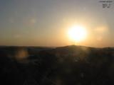 06 : 30