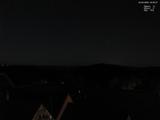 23 : 00