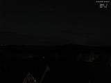 02 : 00