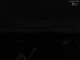 03 : 00