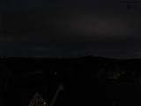 06 : 00