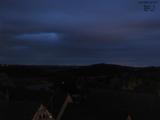 06 : 10