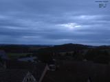 06 : 30