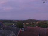 19 : 30