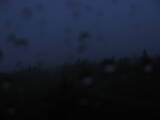 22 : 00