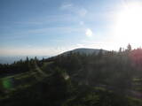 19 : 44