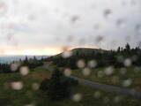 19 : 48